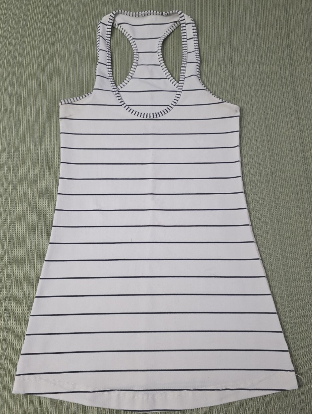 ๐ Lululemon Athletica Bundle Of 3 Racerback Tank Top - Picture 6 of 8